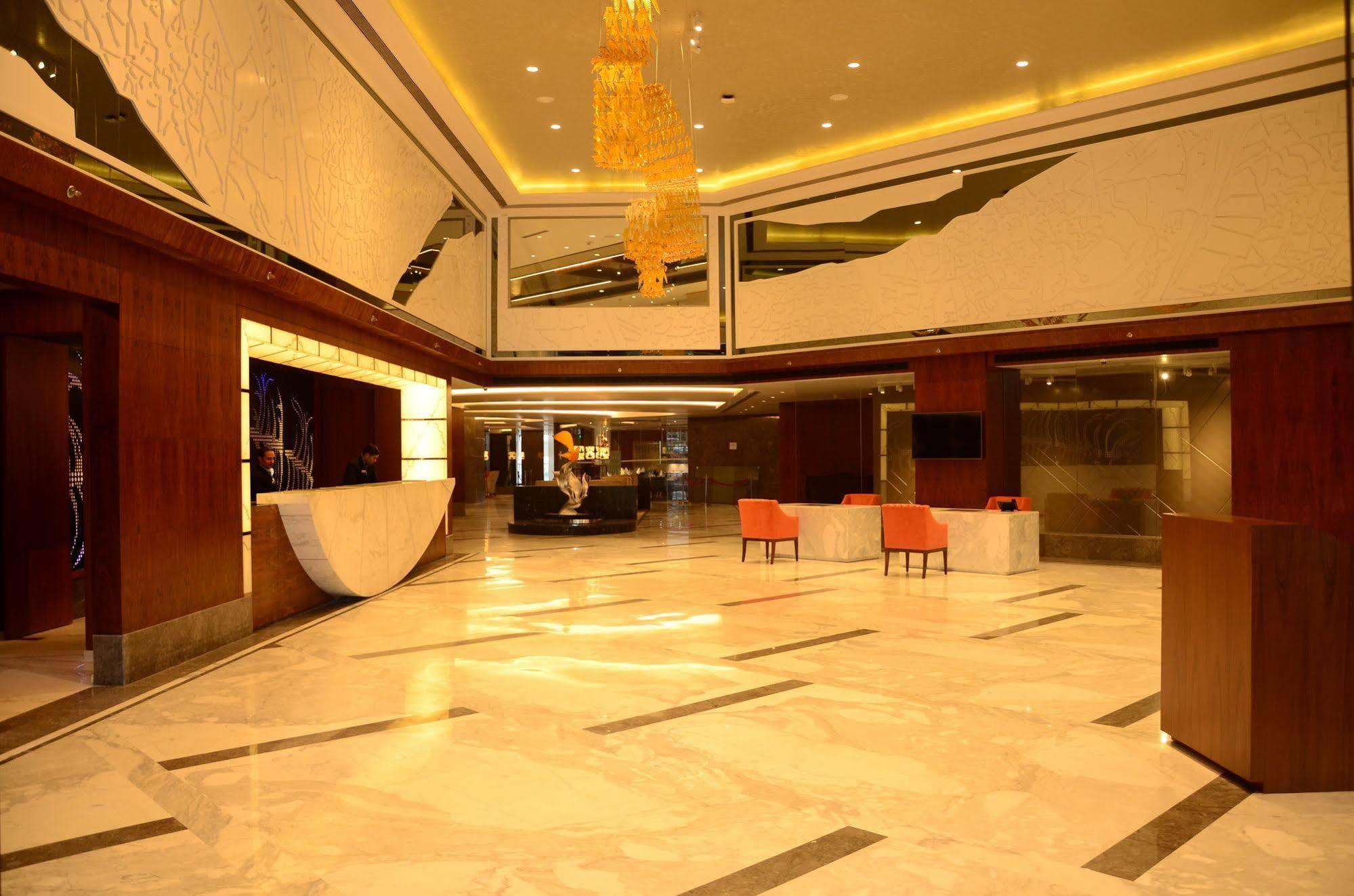 Radisson Blu Jammu Hotel Eksteriør billede